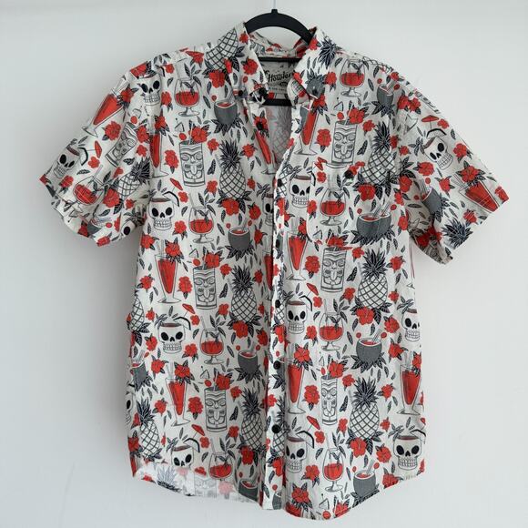 Howler Bros Shirt Mens Medium Tiki Tatsu Ya Skulls Aloha Hawaiian Surf Pineapple - Picture 1 of 10